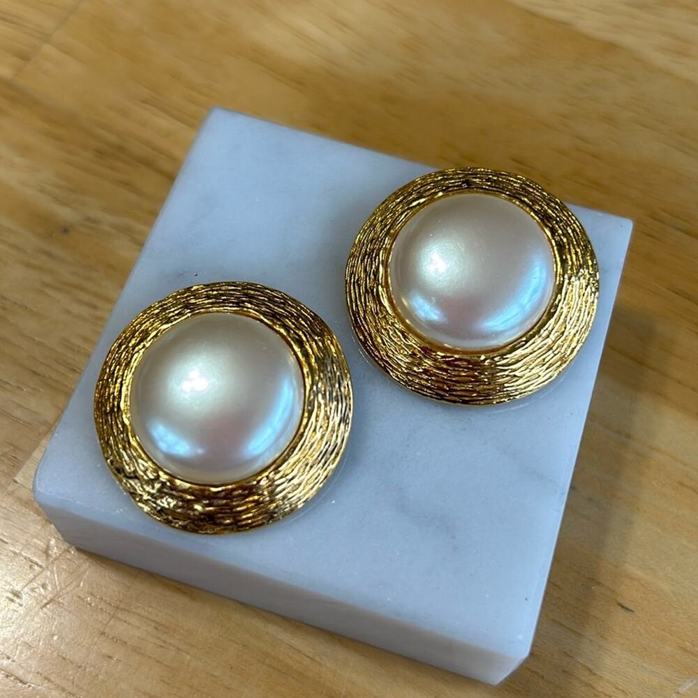 Vintage Bluette Shoe Clips #225 Faux Pearl